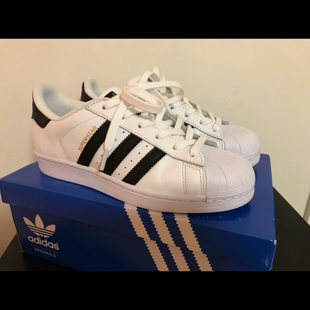 Adidas Superstar